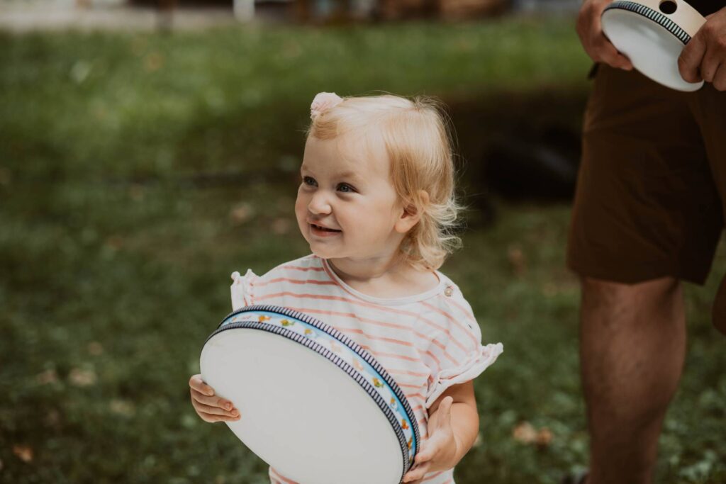 Dziewczynka z instrumentem